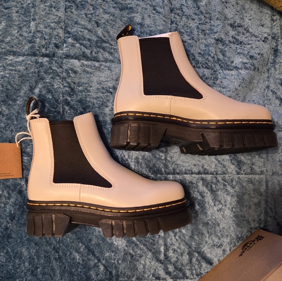 Dr. Martens Audrick Chelsea - Picture 5 of 6